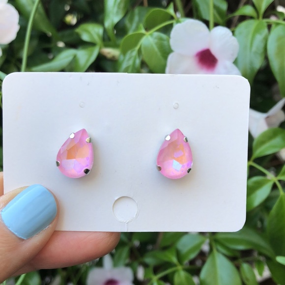 Pastel Pink Aurora Borealis Pear Crystal Earrings - Picture 3 of 6